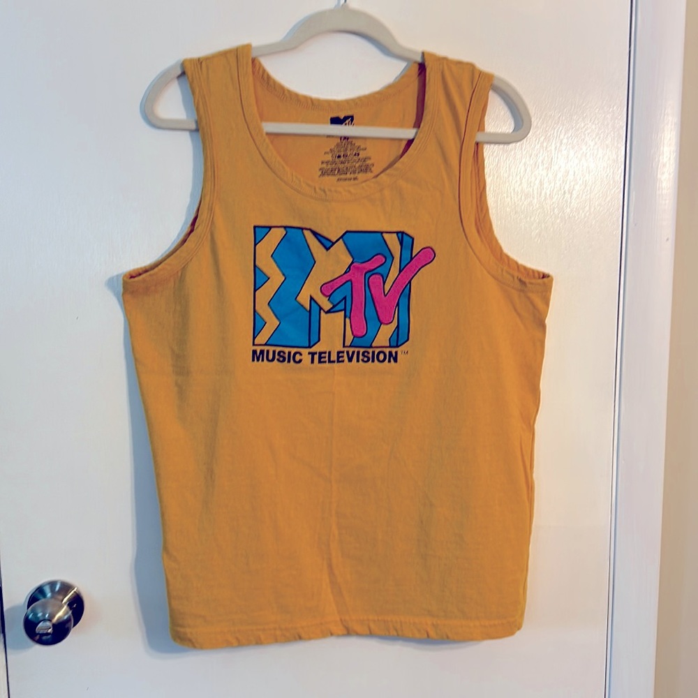 Men’s large mustard tank